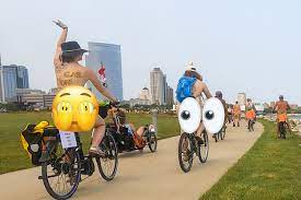 World Naked Bike Ride in Illinois and Wisconsin
