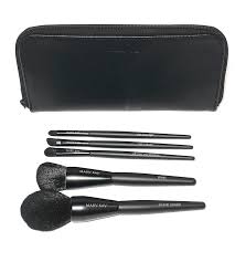 mary kay essential makeup brush you