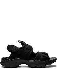 nike sandals for men now on farfetch