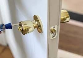fix a loose door or loose door handle