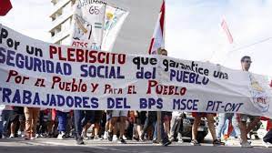Recolectan firmas para defender la seguridad social en Uruguay | Noticias | teleSUR