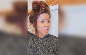 chelsea houska goes makeup free on