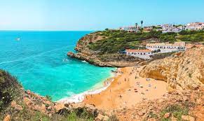 breathtaking beaches of algarve portugal