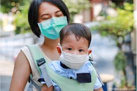 Anak kecil mengajarkan menggunakan masker. Cara Ibu Menjaga Anak Dari Wabah Virus Corona Kpop Squad Media All About K Pop And Intermezzo