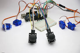 control multiple servo motors with