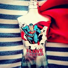The opening is very fresh made of mint and neroli while the heart is more. Jean Paul Gaultier Le Male Eau Fraiche Superman Edition