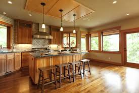 7 tips for wood flooring in a kitchen