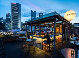 the best rooftop restaurants in singapore