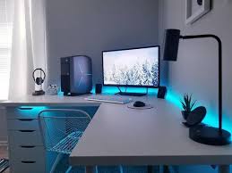 After we finished renovating our home, there are a lot of excess wood/plywood left and i'm thinking of what should i do to it. 60 Home Office Idea Style And Inspiration Page 42 Of 62 Computer Gaming Room Home Office Setup Gaming Room Setup