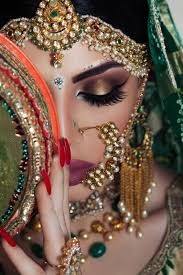 eye makeup tips for a glamorous bride
