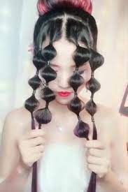 There is a large amount of maximum of girls wishes for a healthy, broad and shiny hair and hairstyles of a focus and has a unique hair weave pattern image you can download all 24 unique hair weave pattern model image. Best And Unique Hairstyles For Girls Longhairstyles Hair Styles Party Hairstyles For Long Hair Cool Hairstyles