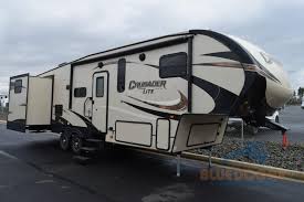 bunkhouse fifth wheel brands many