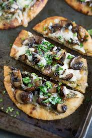 caramelized mushroom flatbread pizzas