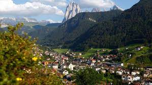 It is best known as a touristic skiing, rock climbing, and woodcarving area. Ortisei In Val Gardena Dolomites Italy