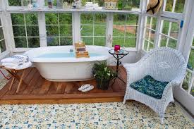 Pros And Cons Of Outdoor Soaking Tubs