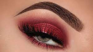 red eyeshadow lips holiday