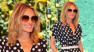 n secret session julia exclusive photos update 3. Julia Roberts Just Reprised One Of Her Iconic Pretty Woman Outfits