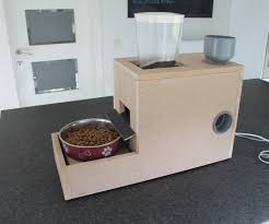 This is my automatic pet feeder. Automatic Dog Feeder 15 Steps With Pictures Instructables