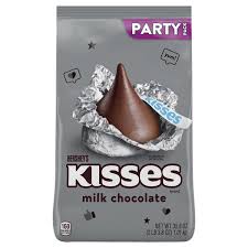 kisses milk chocolate candy party pack