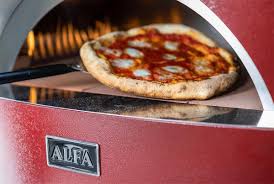 9 reasons an outdoor pizza oven is