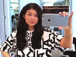kylie jenner how she does her own