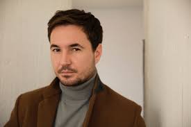 Martin compston (born 8 may 1984) is a scottish actor and former professional footballer. Line Of Duty S Martin Compston Joins Mary Queen Of Scots Deadline