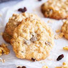 chewy oatmeal raisin walnut cookies