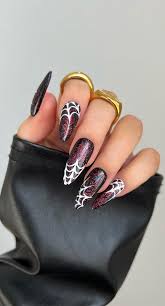 dazzling halloween nails that turn