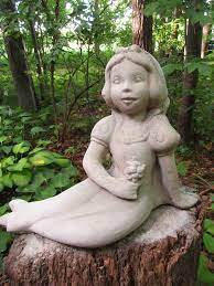 Snow White Garden Art Statue Concrete