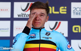 Evenepoel entered the race as something of an unknown commodity after spending roughly nine months out of competition following his crash at il lombardia. Strassenrad Em 2 Remco Evenepoel Ist Neuer Zeitfahr Europameister