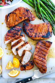 the best juicy grilled pork chops