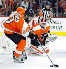 Wayne simmonds is off to a nice start with the maple leafs. Simmonds Late Goal Lifts Flyers Over Struggling Oilers 2 1