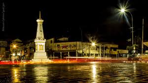Tugu yogyakarta is a monument or monument which is often used as a symbol or symbol of the city of yogyakarta. Yogyakarta Wallpapers Wallpaper Cave