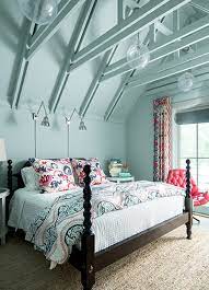 7 Relaxing Bedroom Paint Colors