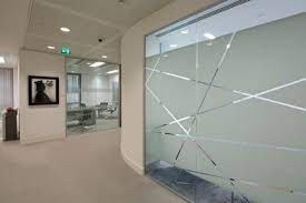 tempered glass partitions by blinds and
