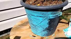 Grime and mold can also take hold on a plastic plant pot and make it luckily, it's very easy to clean and paint plastic plant pots. Diy How To Rejuvenate A Plastic Flower Pot With Paint To Look Like Aged Copper Youtube