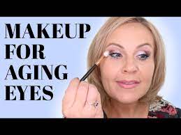 eyeshadow tips and tricks for women