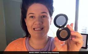 viral woman s everyday makeup tutorial