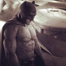 See more ideas about ben affleck, pics, ben affleck batman. Steven Weintraub On Twitter Better Look At Ben Affleck As Batman Love The Huge Logo On His Chest And The Ears Http T Co Pbewbajvxr Http T Co Leh87zonu9