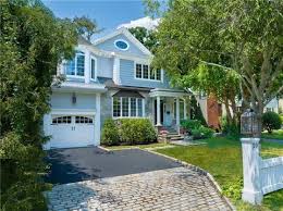 homes in old greenwich ct