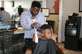 A modern take on the pompadour. Romulus Police Barber Offering Students Free Haircuts During Cops Clippers News Thenewsherald Com