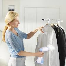 5 tips on how to steam clothes the