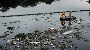 Resultado de imagen de contaminacion de mares y rios