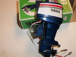 What is the weight of a 1977 85hp mercury outboard motor? Yamaha 85 Toy Outboard Electric Motor A 134965648