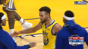 The portland trail blazers couldn't pull off their second win in a row against the golden state warriors on sunday night. Klay Thompson Nba Twitter React To Steph Curry S Career High 62 Point Night Rsn