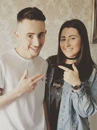 The brunette beauty, 25, dressed up in a pretty silk dress with a bold print on as she. Who Are Gogglebox S Pete And Sophie Sandiford Everything You Need To Know About The Blackpool Siblings