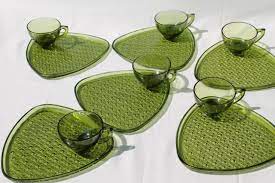 Vintage Green Glass Snack Sets Daisy