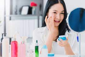 10 Rekomendasi Skincare Korea yang Bagus - Hello Sehat