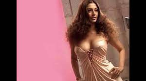 Tabu expoosed too much during hot photo shoot - YouTube