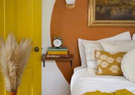decorate with yellow in the bedroom